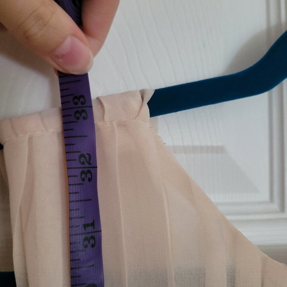 Blush pleated mini dress - Picture 6 of 6